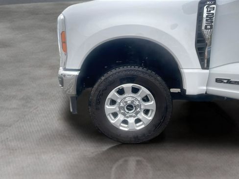 Used 2024 Ford F250 XLT AWD/4WD image 24