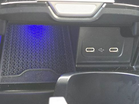 Certified 2025 Mercedes-Benz C 300 4MATIC Sedan image 30