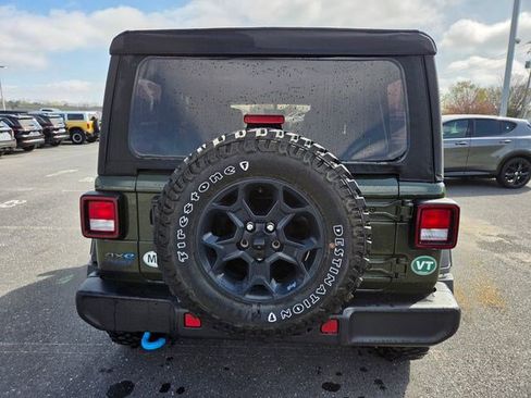 Used 2023 Jeep Wrangler Unlimited w/ Cold Weather Group image 13