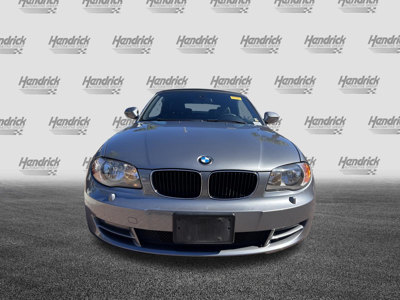 Used 2011 BMW 128i Convertible RWD image 3