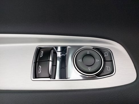 Used 2024 Chevrolet Corvette Stingray Coupe w/ Battery Protection Package image 26