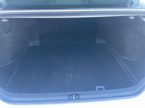 Used 2025 Toyota Camry LE image 31