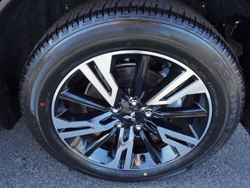 New 2026 Mitsubishi Eclipse Cross SE image 9