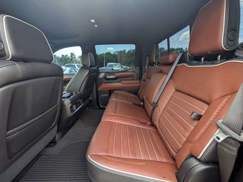 Used 2024 GMC Sierra 1500 Denali Ultimate AWD/4WD image 14
