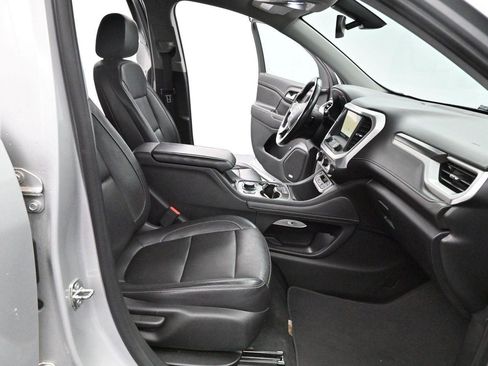 Used 2020 GMC Acadia SLT FWD image 33