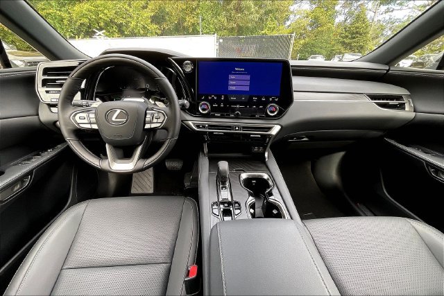 New 2026 Lexus RX 450h AWD image 5