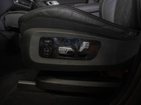 Used 2026 BMW X7 xDrive40i AWD/4WD image 14