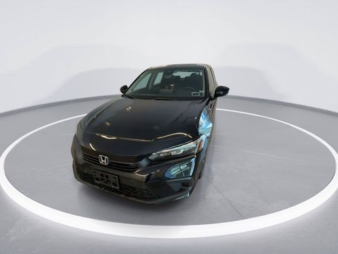 Used 2024 Honda Civic EX image 3