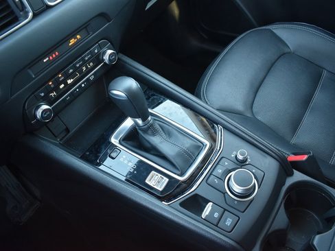 Used 2025 MAZDA CX-5 AWD 2.5 S w/ Preferred Package image 12