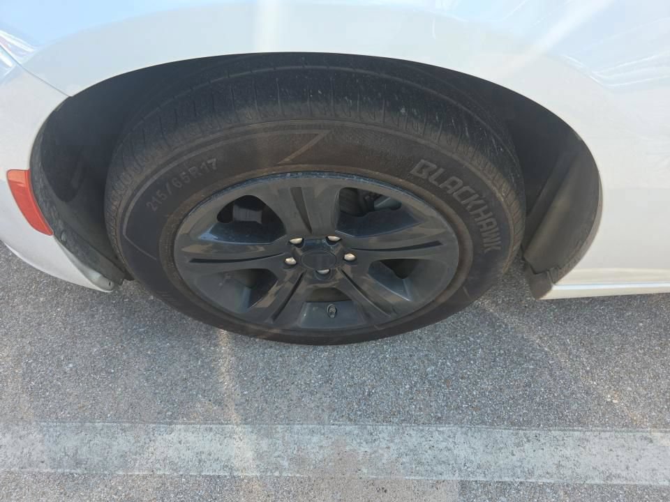 Used 2023 Dodge Charger SXT RWD image 10