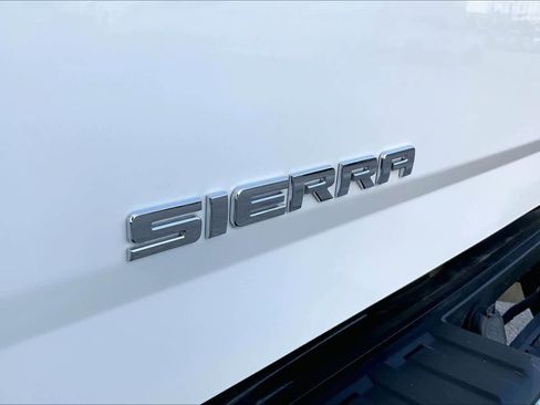 Used 2018 GMC Sierra 2500 4x4 Crew Cab w/ Sierra Convenience Package image 30