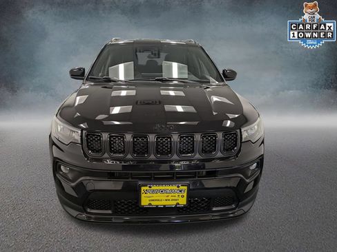 Used 2023 Jeep Compass Latitude AWD/4WD image 2