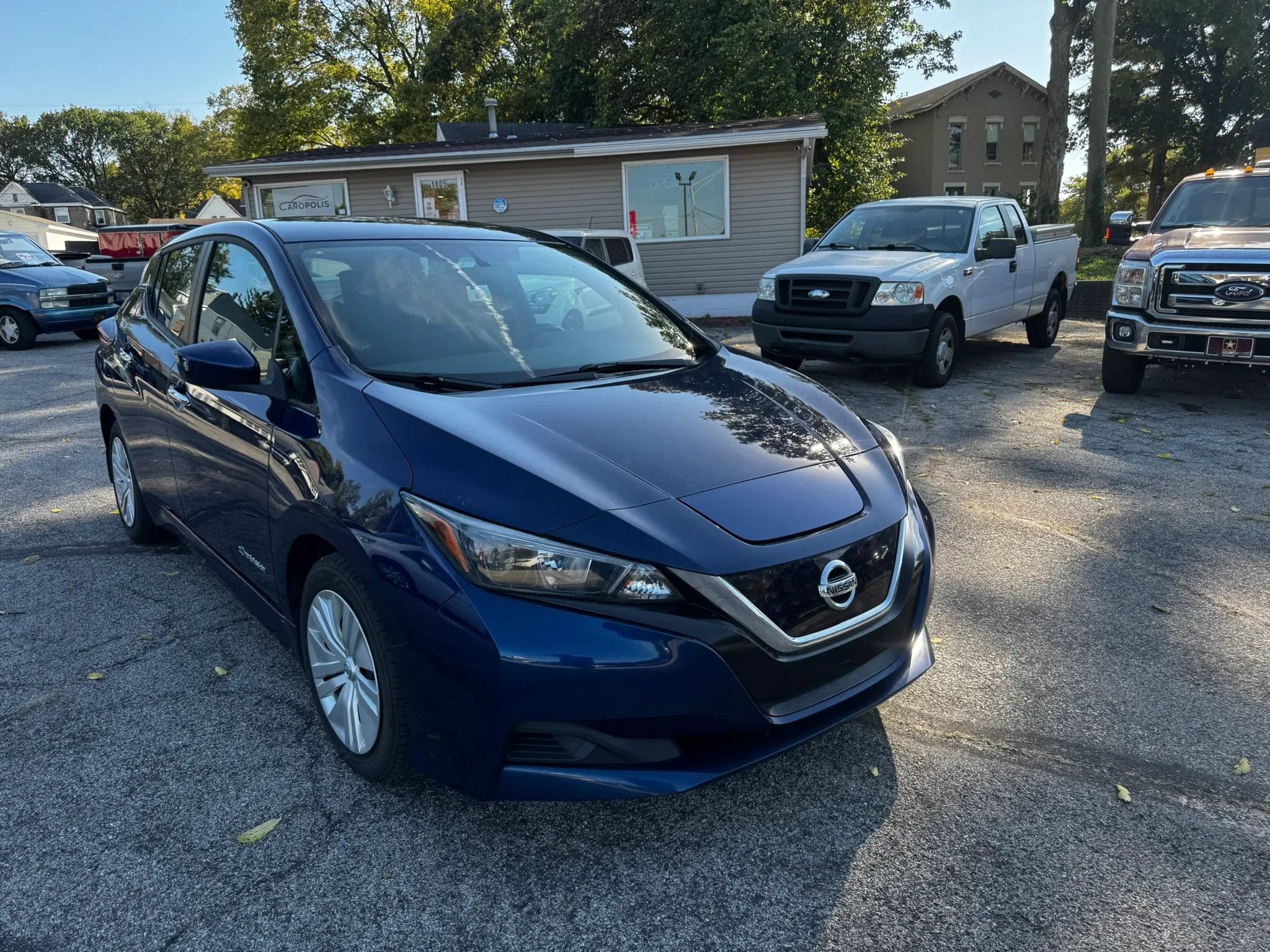 Used 2018 Nissan Leaf S w/ S Charge Package FWD image 2