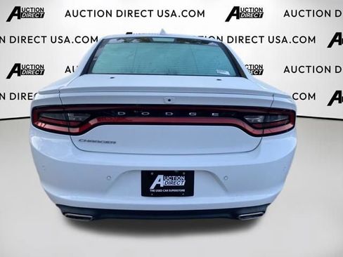 Used 2020 Dodge Charger SXT AWD/4WD image 5