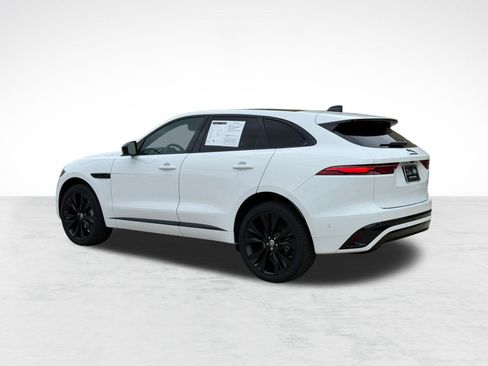 Used 2025 Jaguar F-PACE R-Dynamic S AWD/4WD image 3