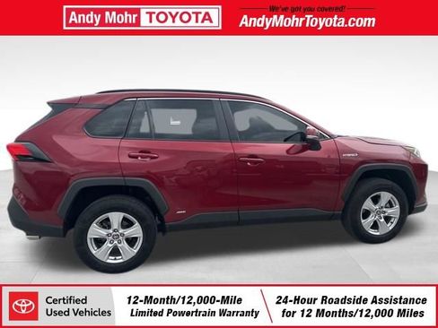 Certified 2021 Toyota RAV4 XLE w/ XLE Grade Weather Package AWD/4WD image 9