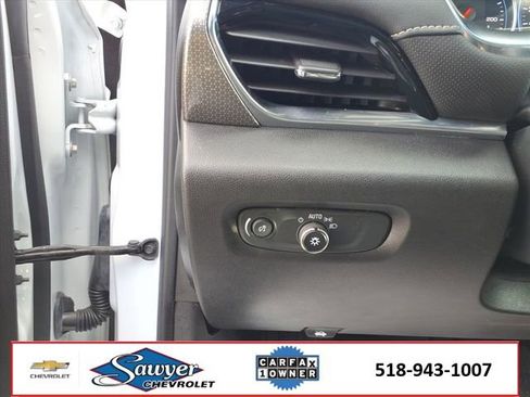 Certified 2023 Chevrolet Traverse Premier image 20