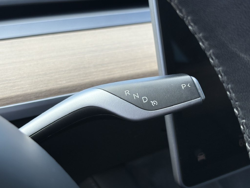 Used 2023 Tesla Model Y Long Range AWD/4WD image 18