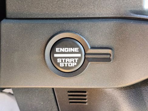 New 2025 Ford Bronco Badlands w/ Black Appearance Package AWD/4WD image 25