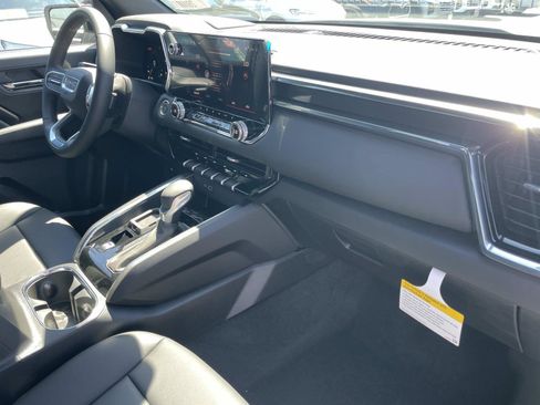 New 2026 GMC Canyon Elevation w/ Convenience Package RWD image 29