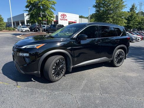Used 2026 Nissan Rogue Dark Armor FWD image 2