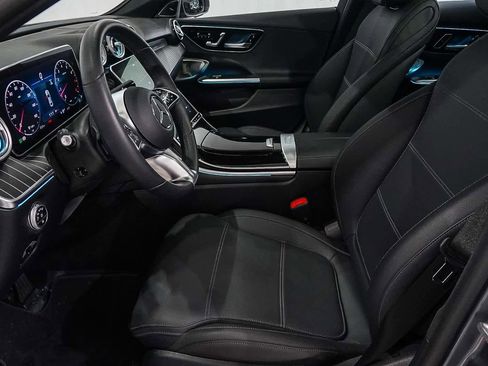 Used 2025 Mercedes-Benz C 300 Sedan image 20