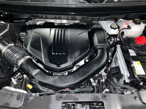 Certified 2026 Chevrolet Traverse LT image 10