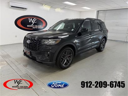 New 2025 Ford Explorer ST-Line w/ Premium Package
