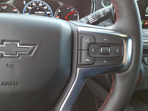 Used 2025 Chevrolet Blazer RS image 22