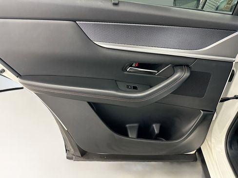 Used 2024 MAZDA CX-90 Plug-In Hybrid w/ Preferred image 28