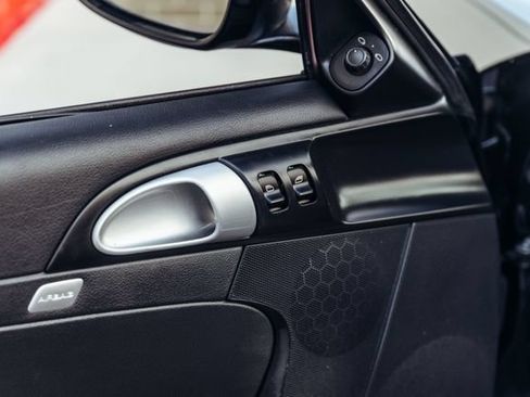 Used 2010 Porsche Boxster RWD image 57