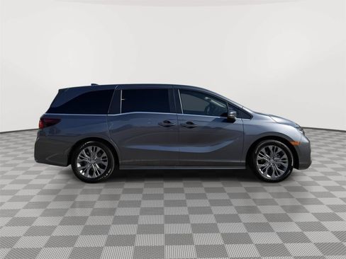 Used 2025 Honda Odyssey Touring image 7