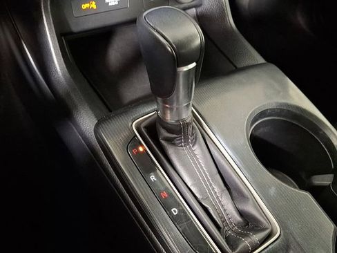 Used 2023 Honda Civic Sport image 16