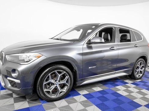 Used 2018 BMW X1 sDrive28i w/ Convenience Package image 1