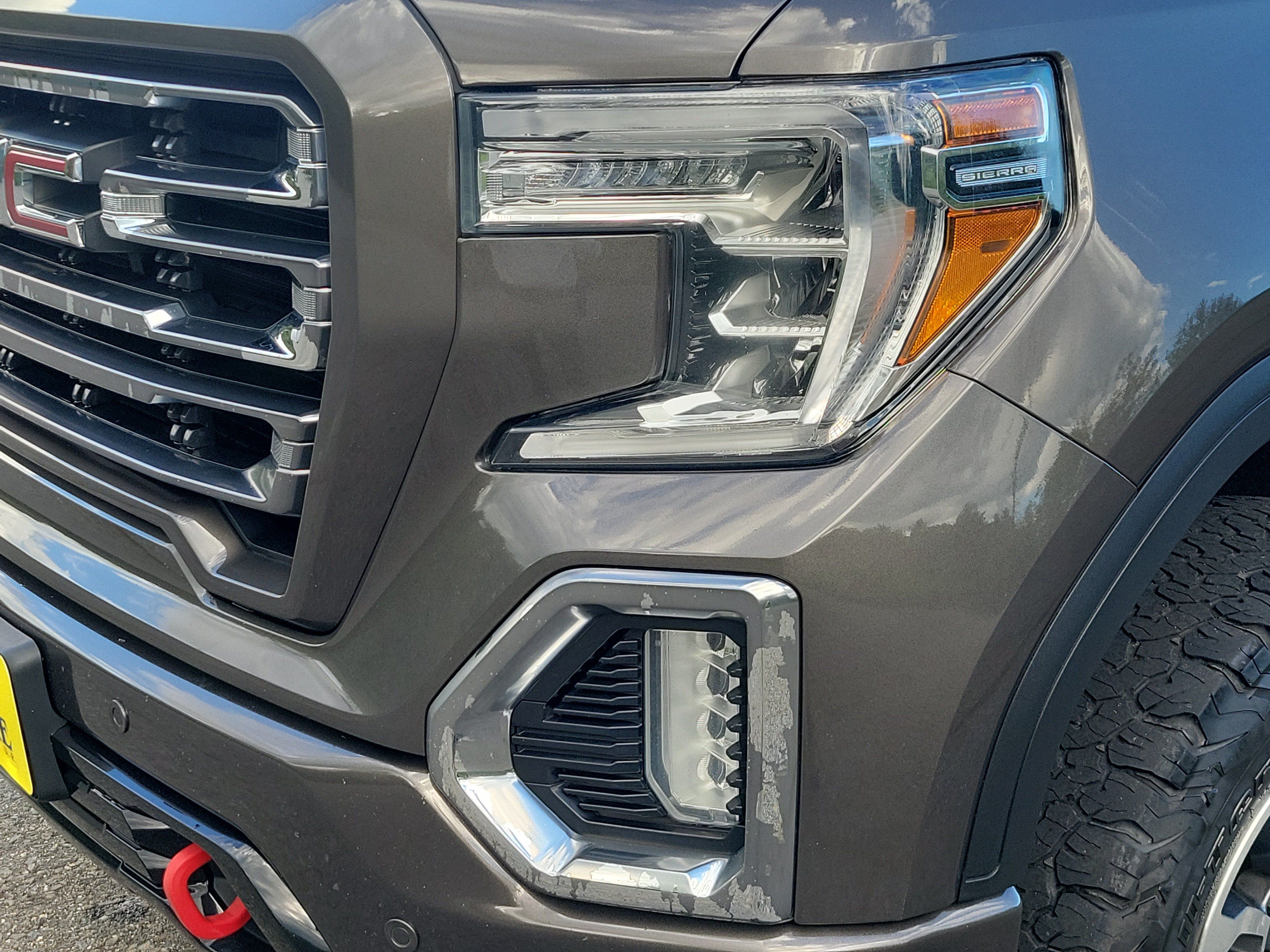 Used 2019 GMC Sierra 1500 AT4 w/ AT4 Premium Package AWD/4WD image 9