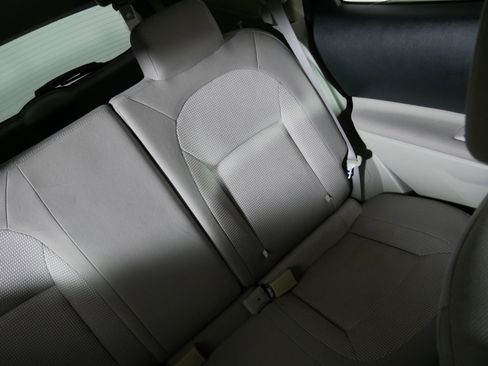 Used 2010 Nissan Rogue SL w/ Premium Pkg image 14