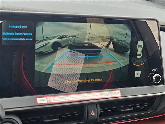 New 2026 Toyota Prius Plug-In Hybrid FWD image 13