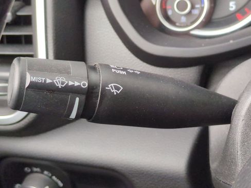 Used 2024 RAM 2500 Big Horn image 27