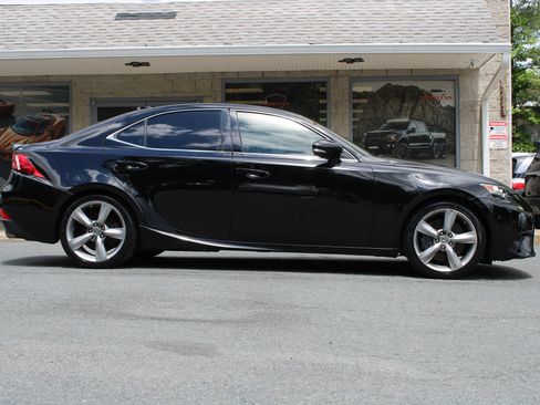 Used 2015 Lexus IS 350 image 23