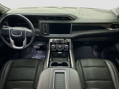 Used 2024 GMC Yukon Denali image 13