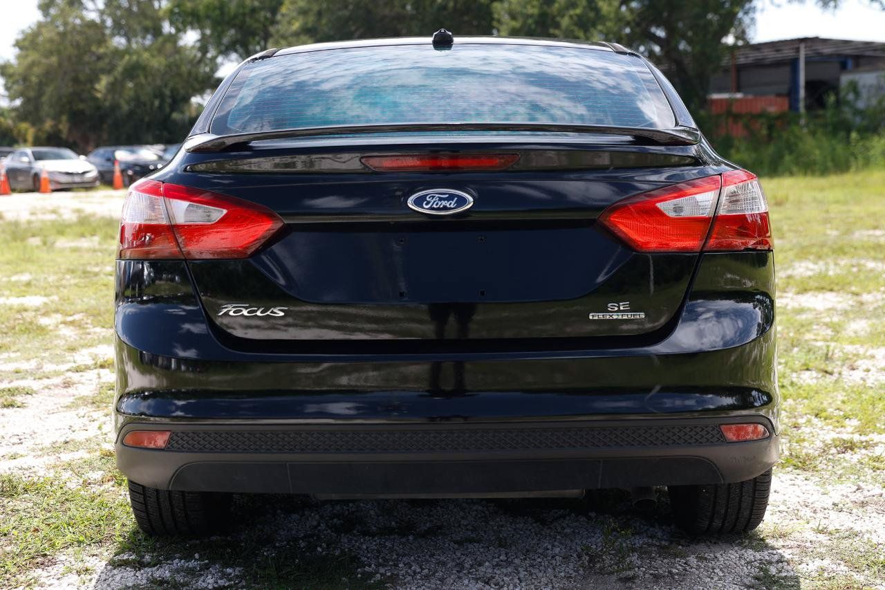 Used 2012 Ford Focus SE FWD image 7