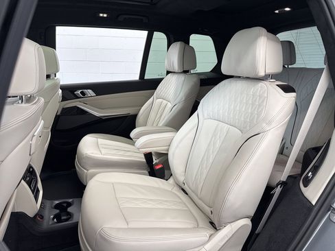 New 2026 BMW X7 xDrive40i w/ M Sport Package image 43