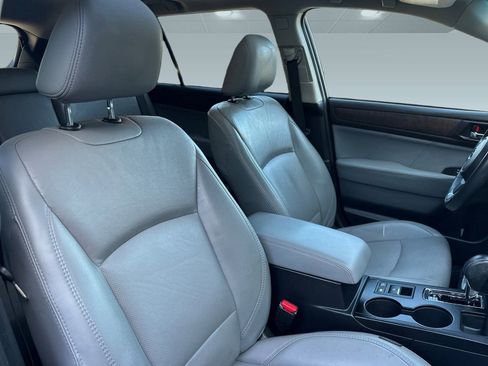 Used 2019 Subaru Outback 2.5i Limited image 33