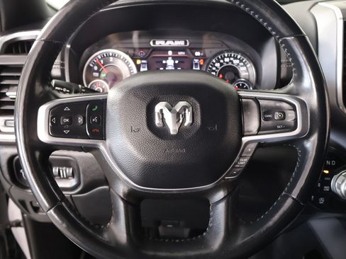 Used 2023 RAM 1500 Laramie AWD/4WD image 3