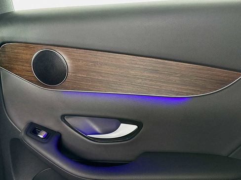 Used 2020 Mercedes-Benz GLC 300 4MATIC image 22