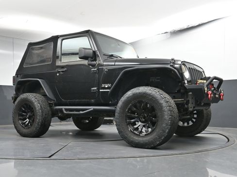 Used 2017 Jeep Wrangler Sahara w/ Trailer Tow Group image 21