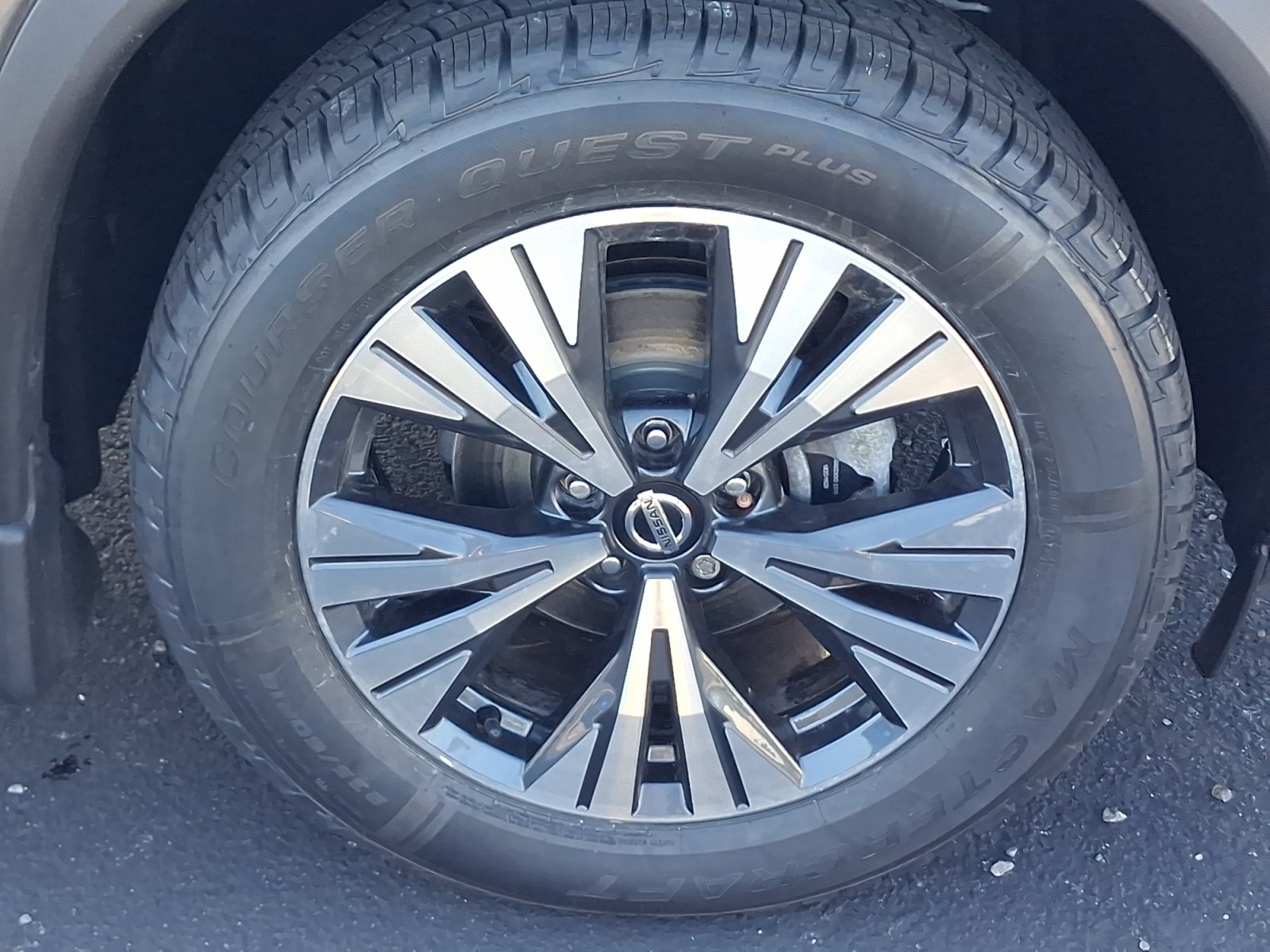 Used 2021 Nissan Rogue SV w/ Premium Package AWD/4WD image 8