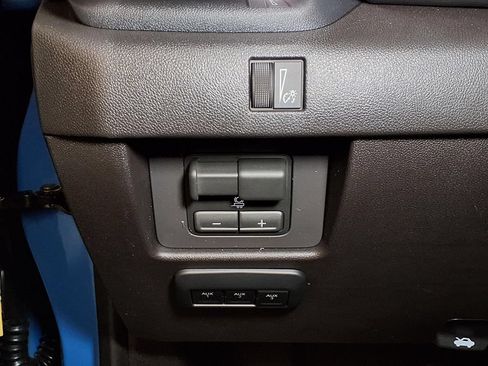 New 2026 GMC Canyon Elevation w/ LPO, Sports Bar Package RWD image 17