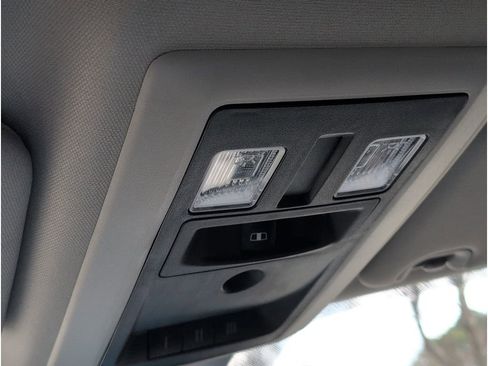 Used 2017 RAM 3500 Laramie image 31