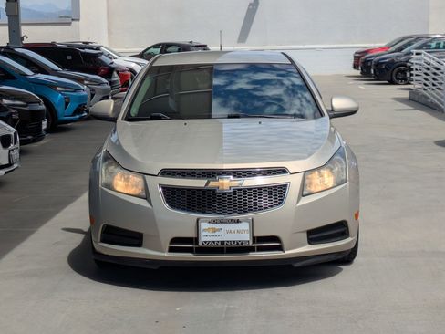 Used 2011 Chevrolet Cruze LT FWD image 2